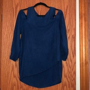 Navy blue open shoulder flowy top